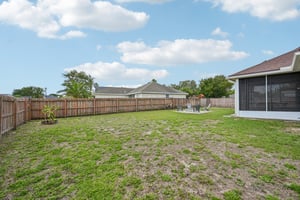 Lord Taylor Dr-S2205-048.jpg