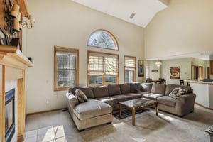 Woodrun Dr-007.jpg