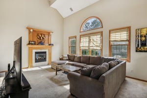 Woodrun Dr-010.jpg