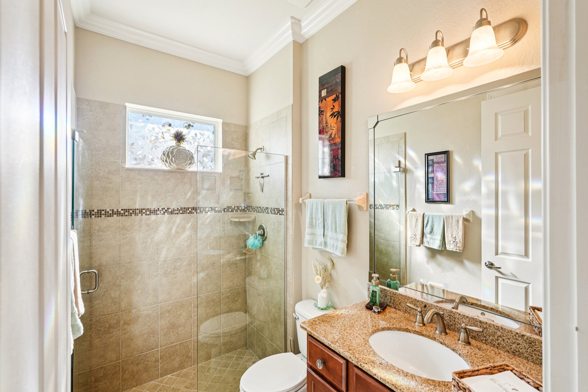 Laughton Cir-S2711-018.jpg