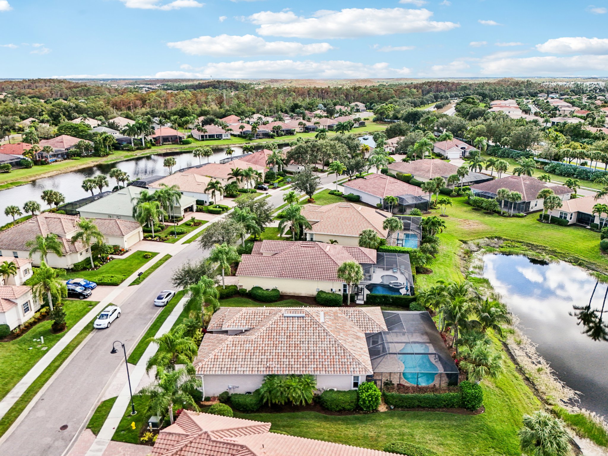 Laughton Cir-S2711-047.jpg