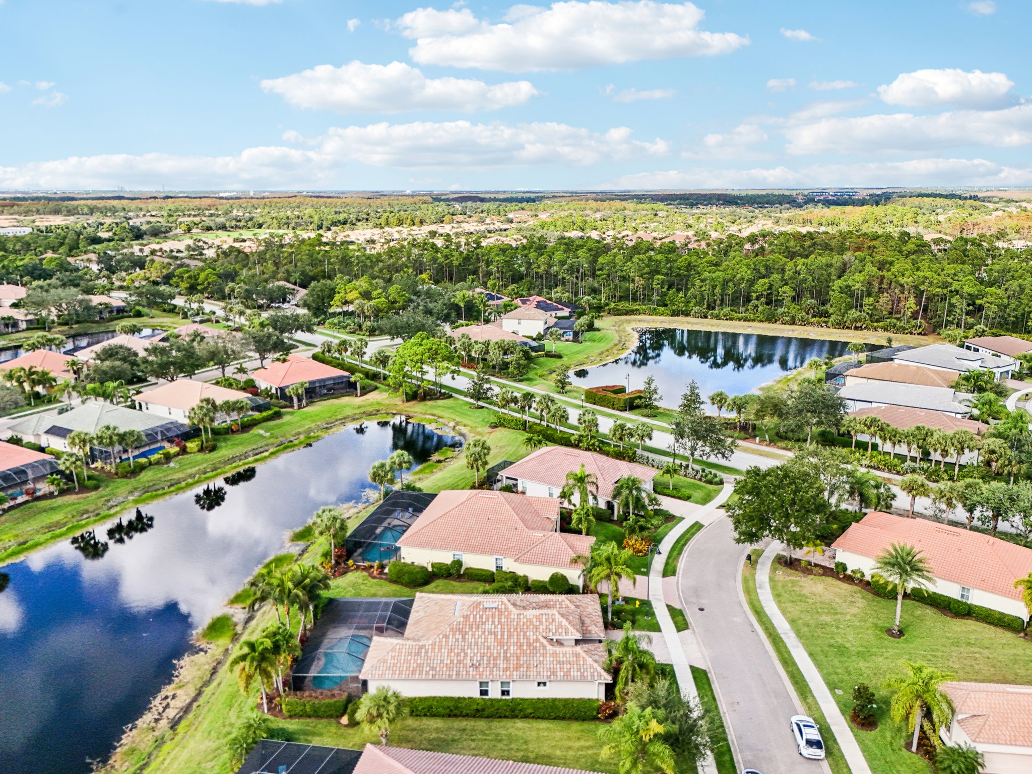 Laughton Cir-S2711-049.jpg