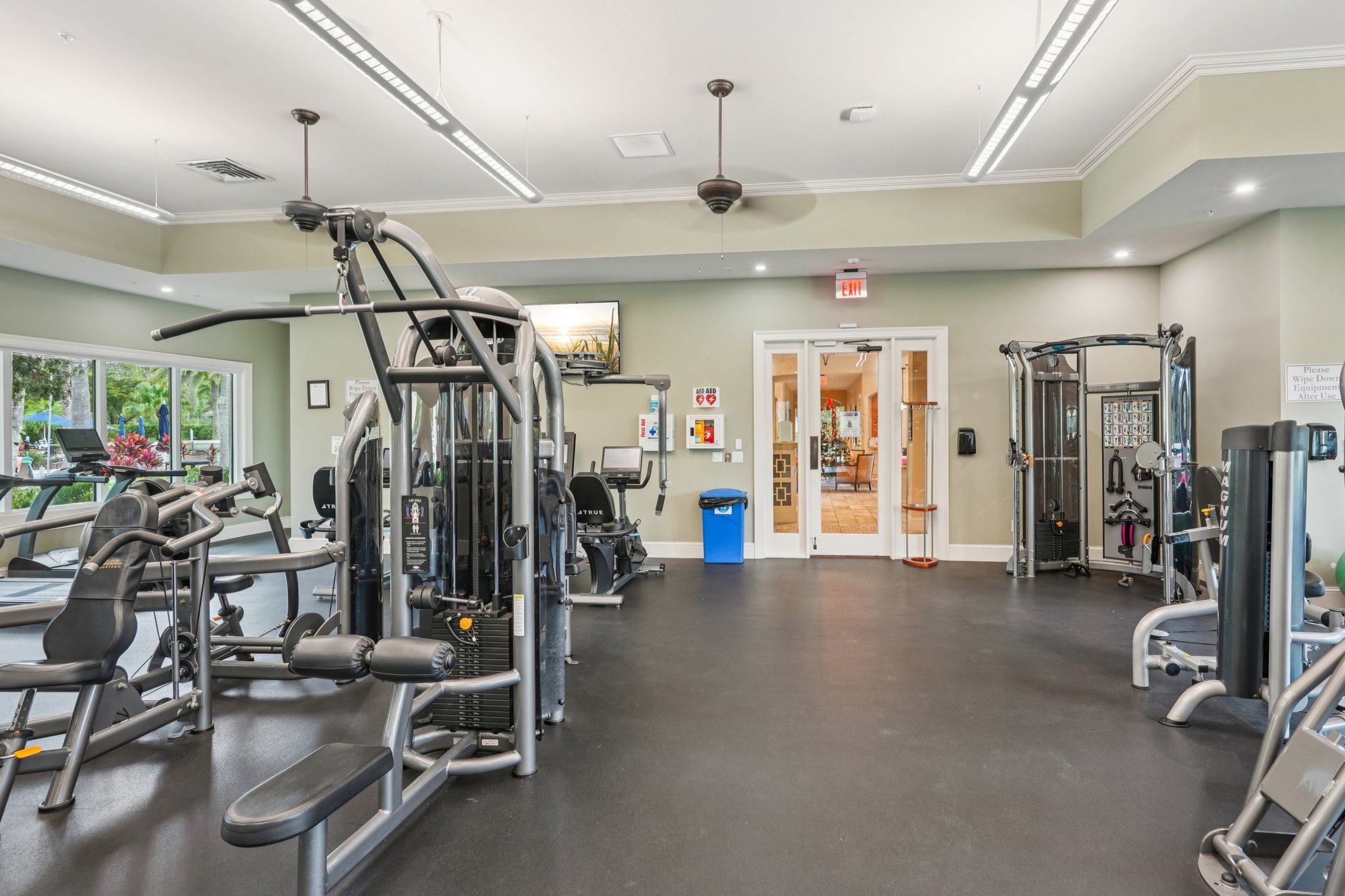 Laughton Cir-2711-904.jpg