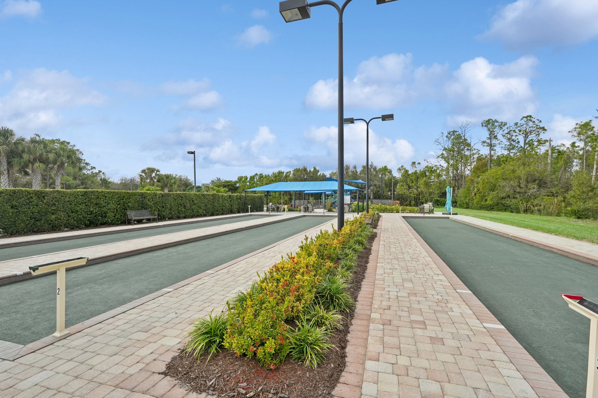 Laughton Cir-2711-914.jpg