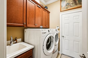 Laughton Cir-S2711-025.jpg