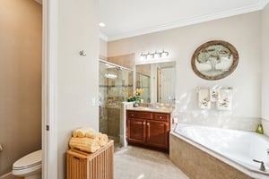 Laughton Cir-S2711-030.jpg