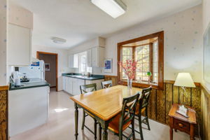 16 Dining Room - Kitchen