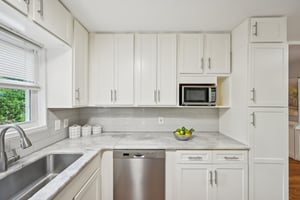 Creekdale Dr-0805-016.jpg