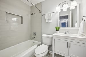 Creekdale Dr-0805-031.jpg