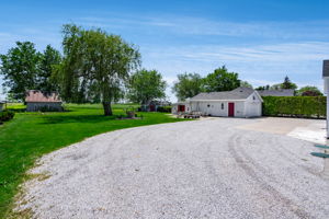  Photo 39