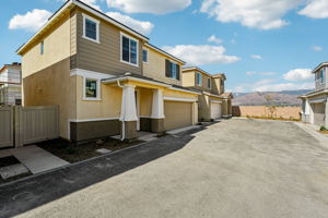 SoCal - Willow at Live Oak - 1118 Tropic Ct Redlands CA 92374 - 002