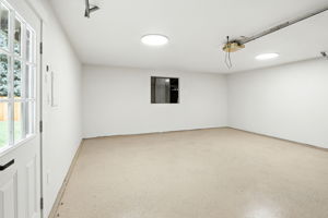  Photo 39