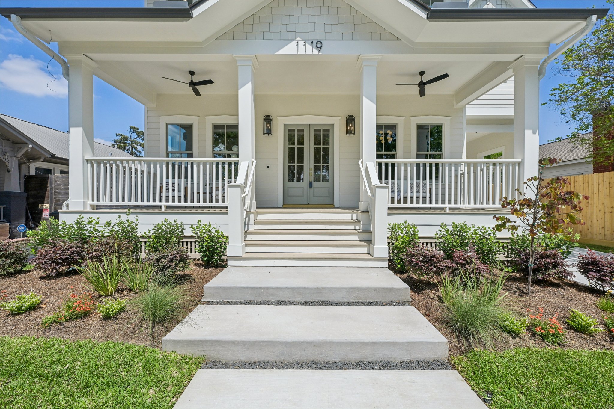 E 7 1_2 St-S3003-006.jpg