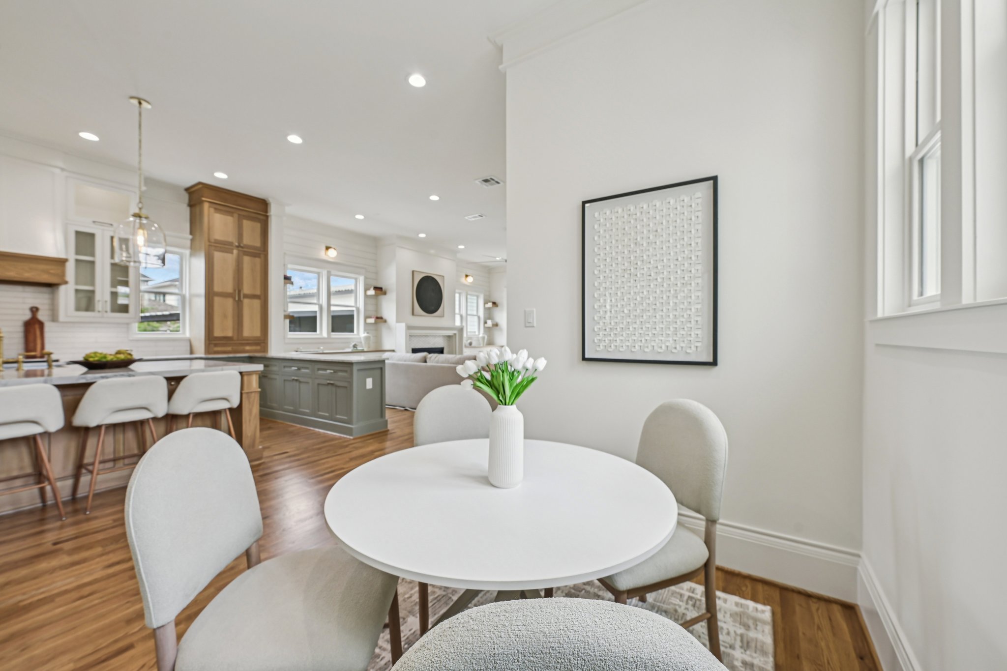 E 7 1_2 St-S3003-023.jpg