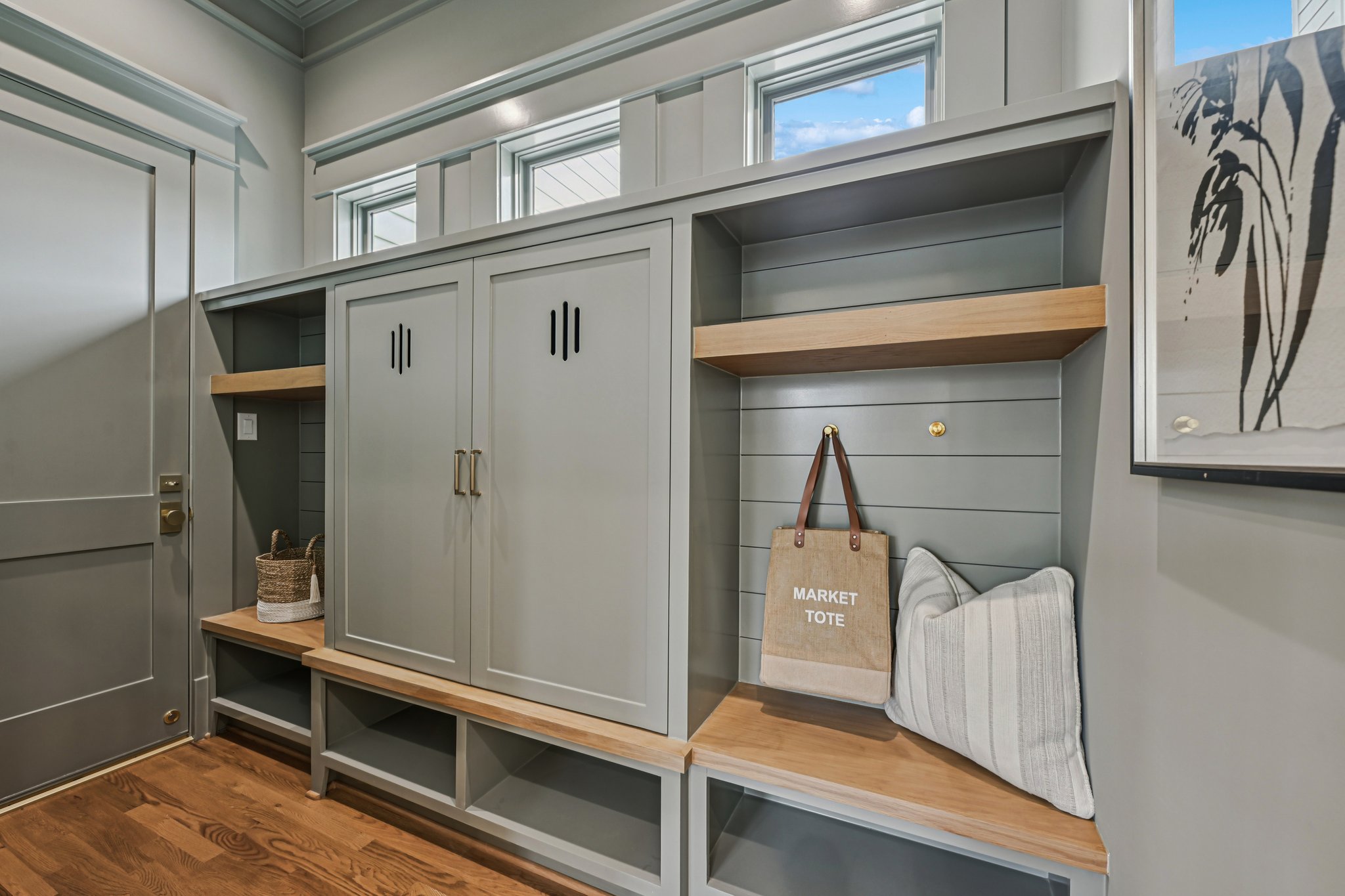 E 7 1_2 St-S3003-038.jpg