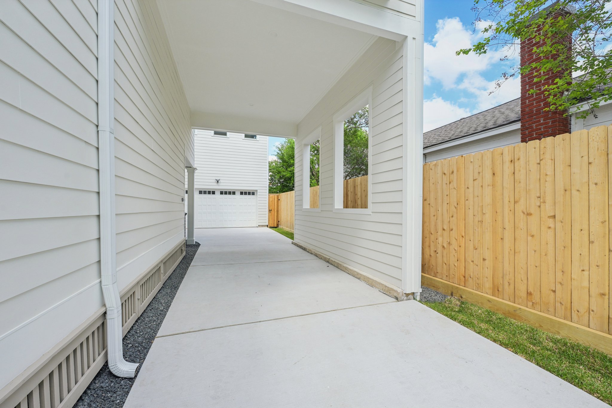 E 7 1_2 St-S3003-068.jpg