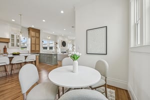 E 7 1_2 St-S3003-023.jpg