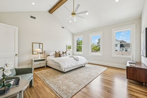 E 7 1_2 St-S3003-054.jpg