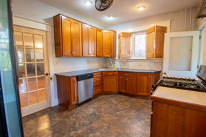 1119 N 21st St, Allentown, PA 18104, USA Photo 9