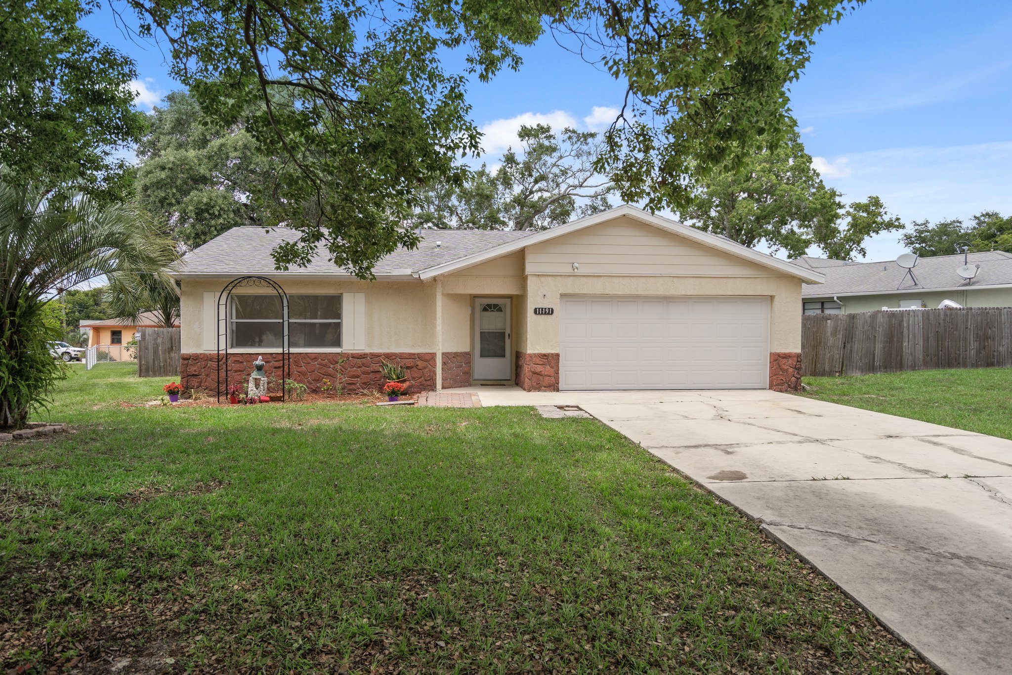 Allwood St, Spring Hill, FL 34609, USA Photo 2