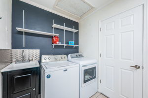 Laundry Room 2