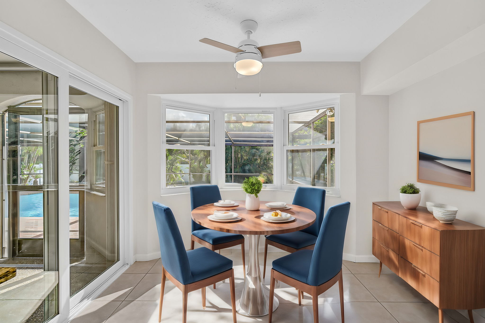 112 Bayshore Rd - Kitchen Nook