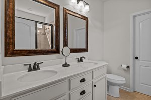  Photo 46