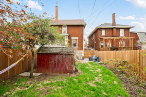  Photo 47