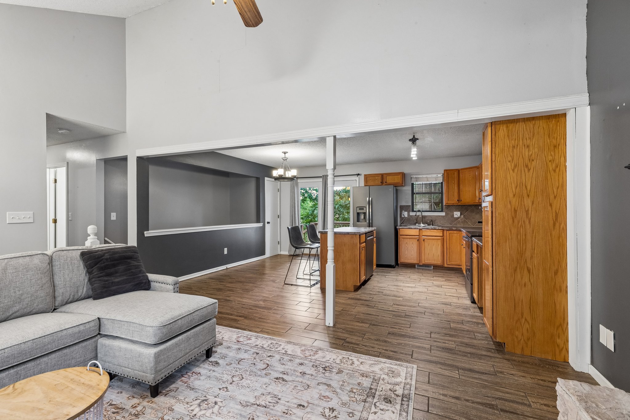9524 - 112 Frank St_009.jpg