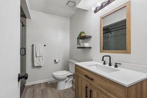 9524 - 112 Frank St_020.jpg
