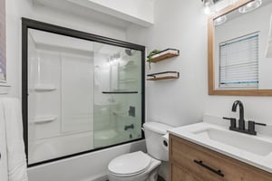 9524 - 112 Frank St_024.jpg