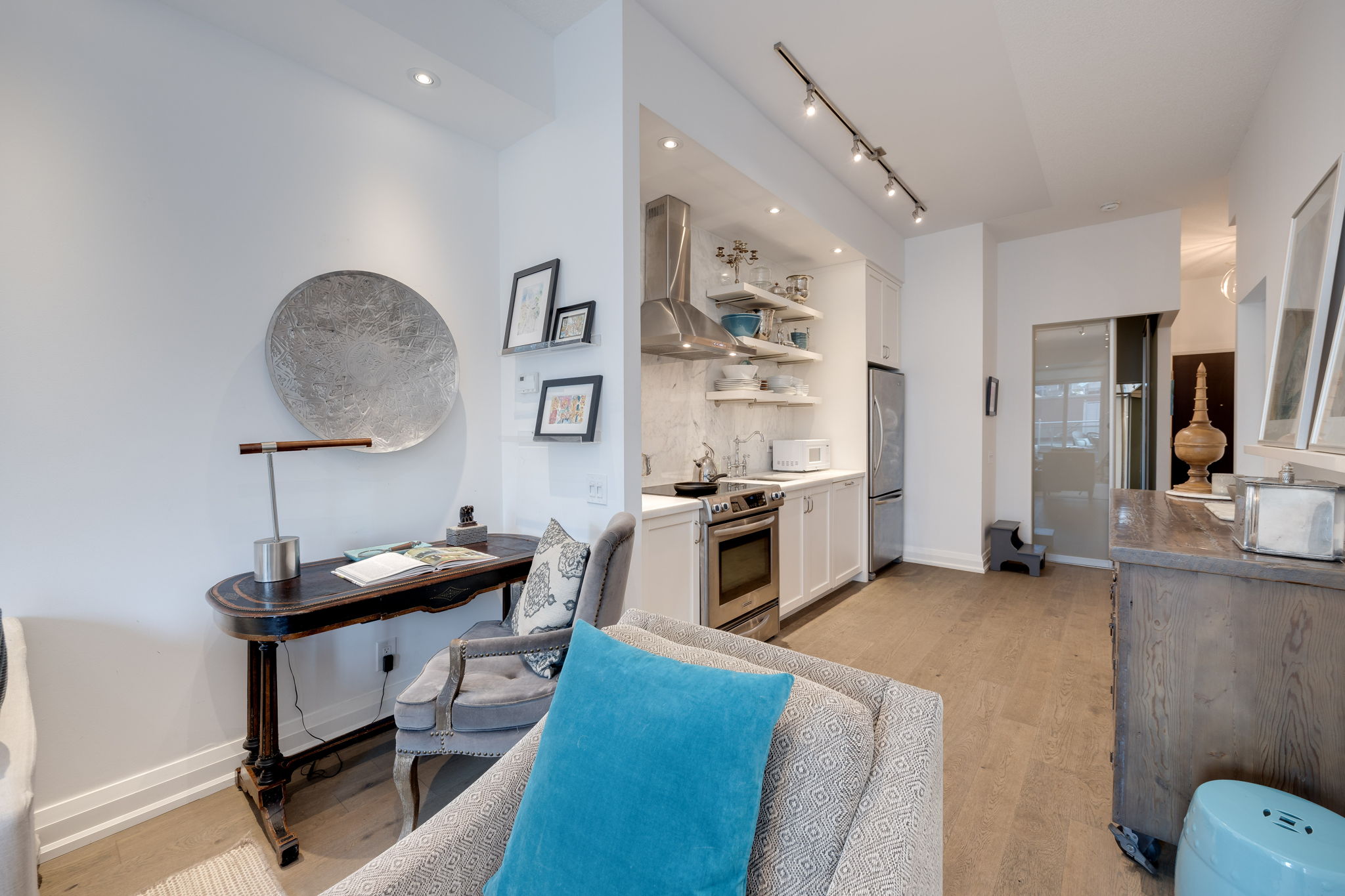 Toronto property showcase — delivered property photograph 4