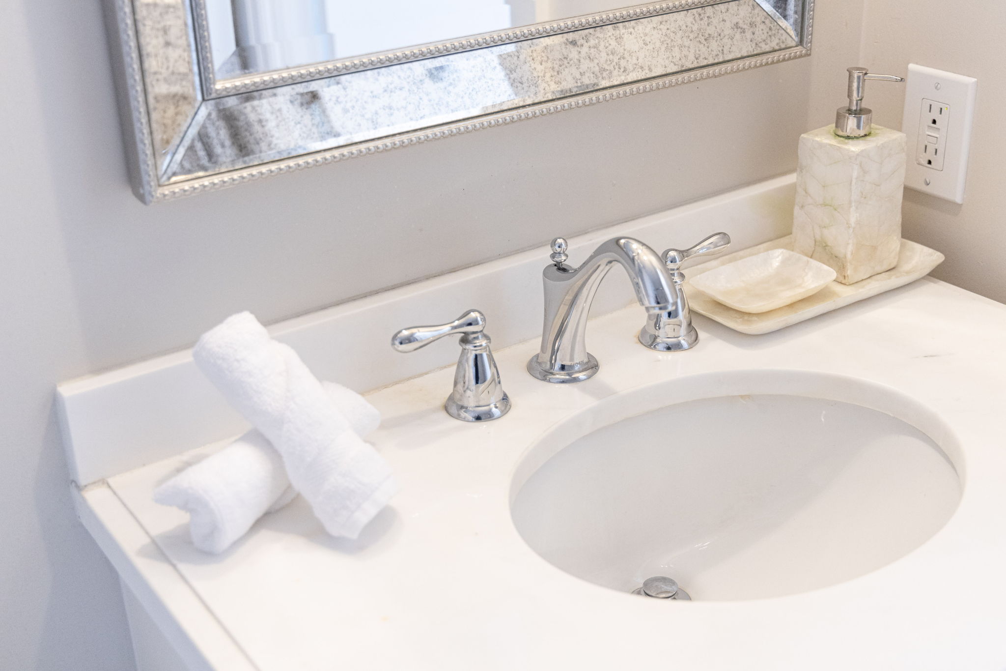 Toronto property showcase — delivered property photograph 45