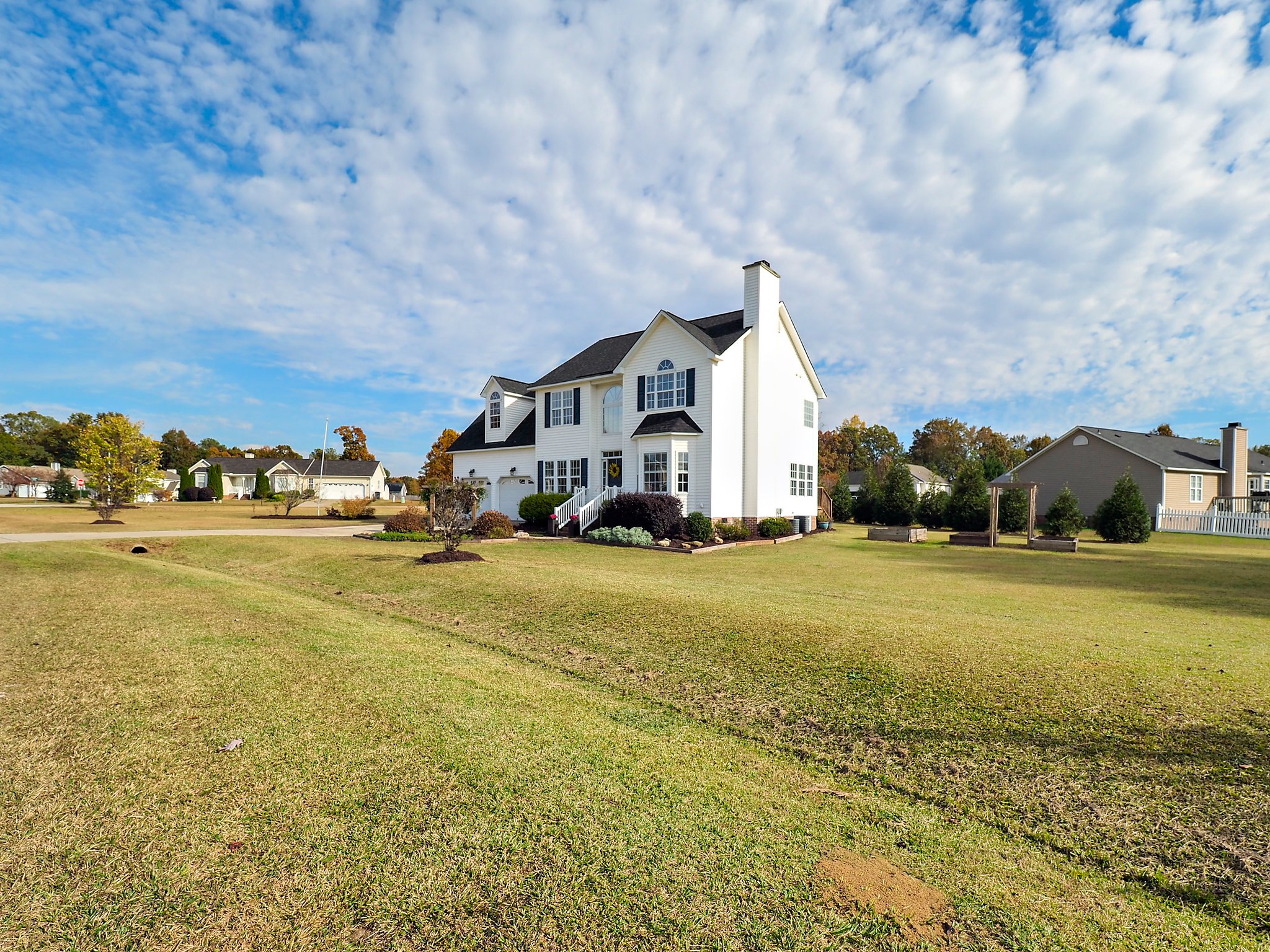 112 Kingsbrook Cir, Fuquay-Varina, NC 27526, USA Photo 1