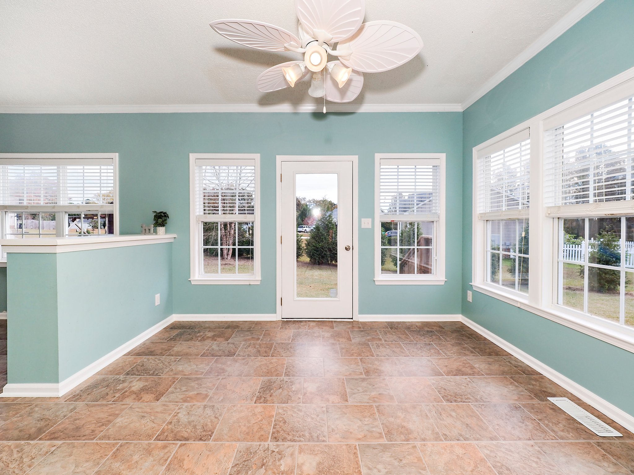 112 Kingsbrook Cir, Fuquay-Varina, NC 27526, USA Photo 11