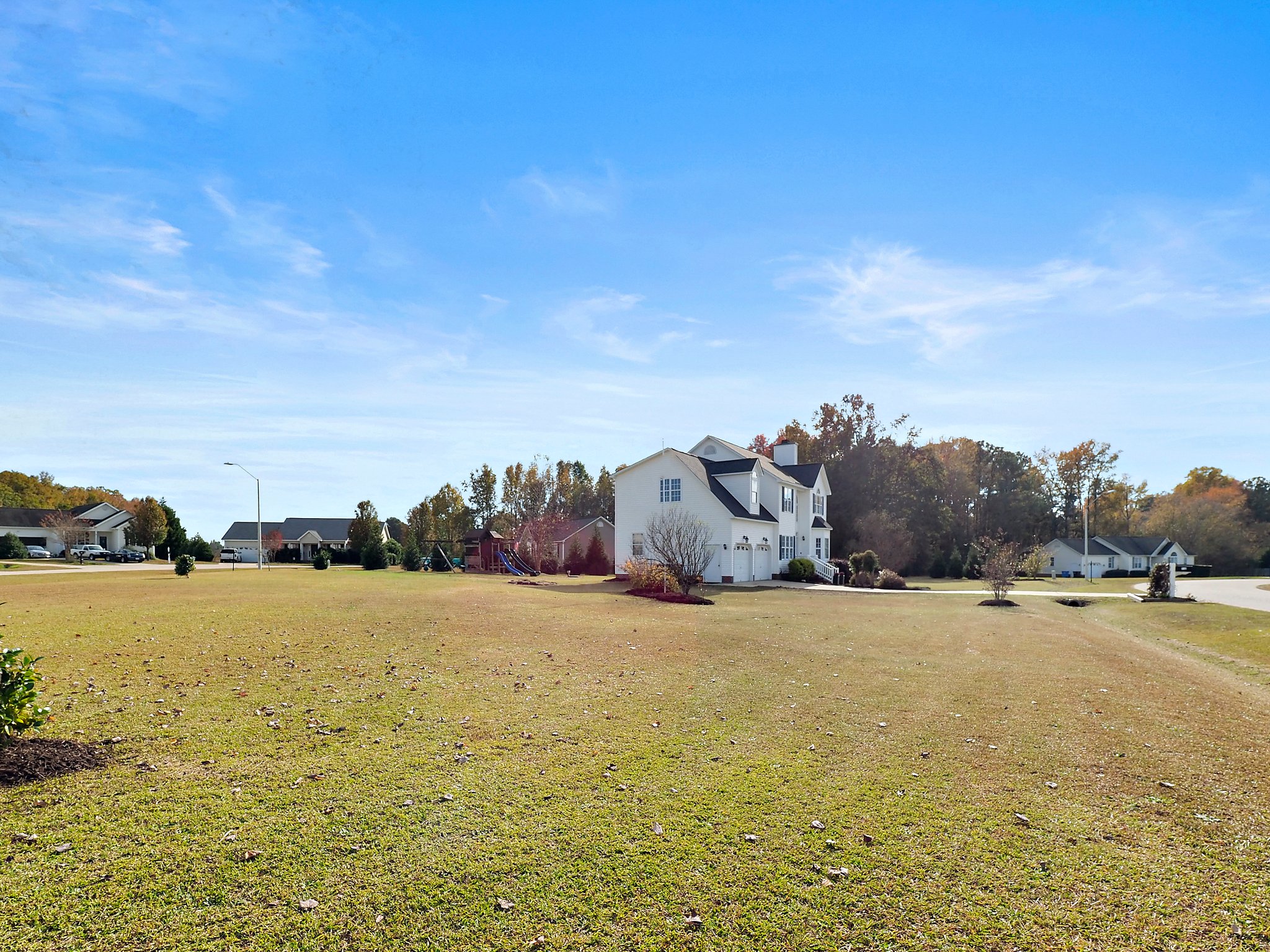 112 Kingsbrook Cir, Fuquay-Varina, NC 27526, USA Photo 4