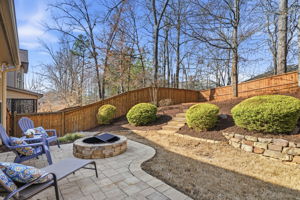 Outdoor Patio provides wonderful entertaining space