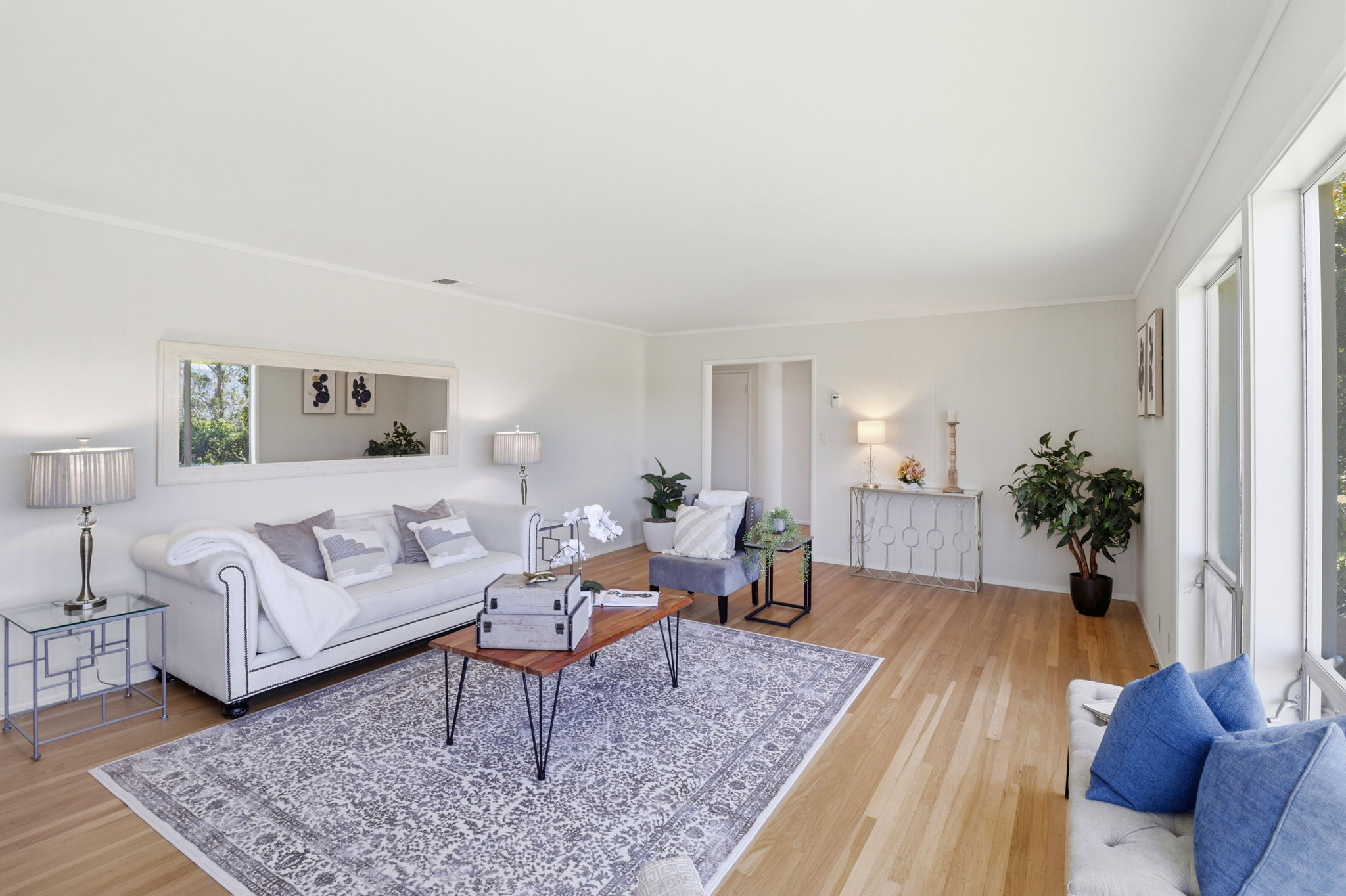 005_F8_112 Linden Ln