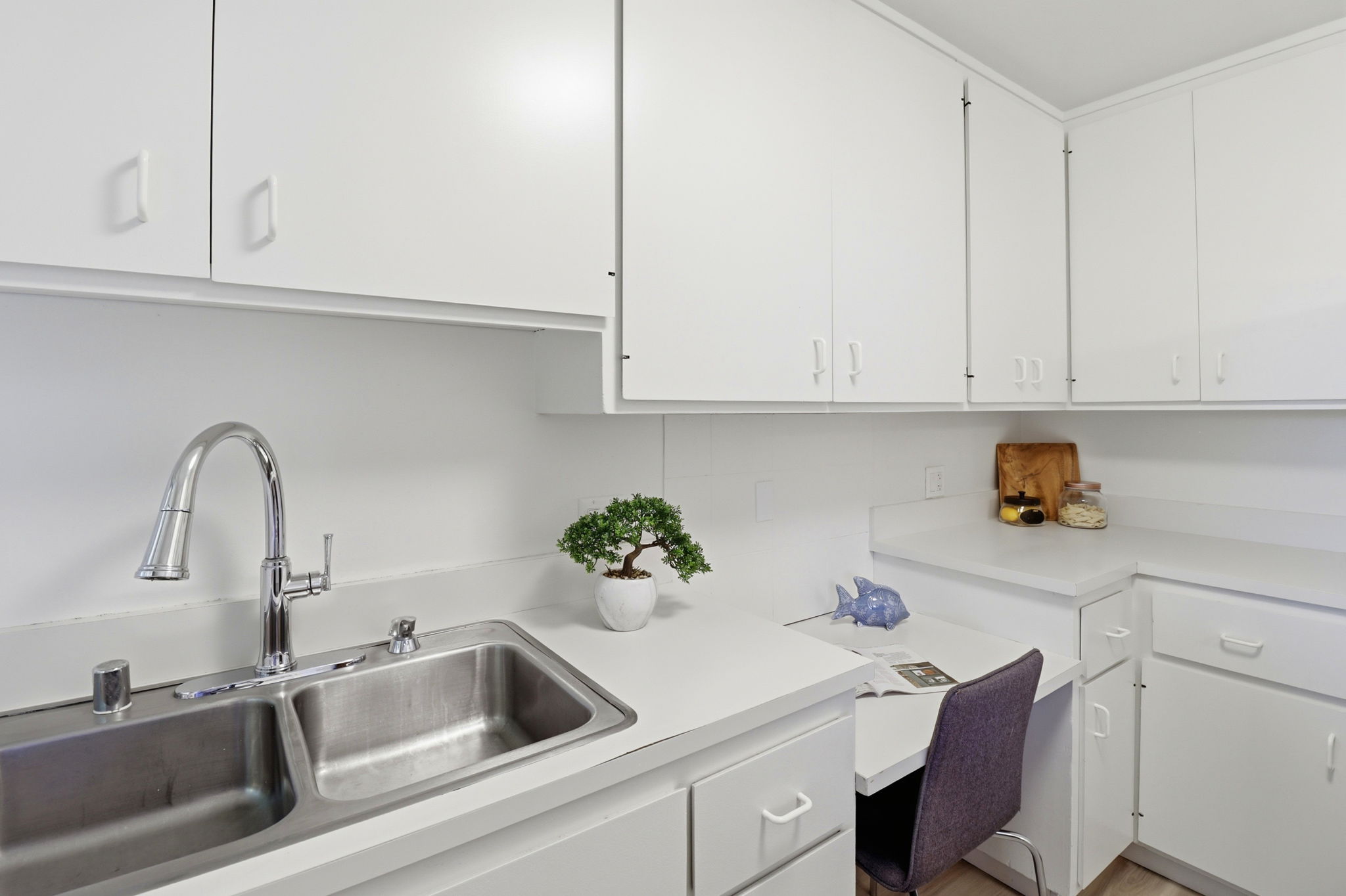 015_F8_112 Linden Ln