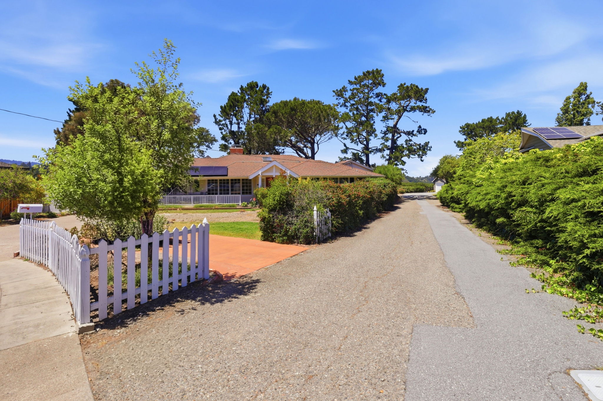 001_F8_112 Linden Ln