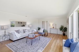 005_F8_112 Linden Ln