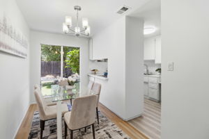 017_F8_112 Linden Ln