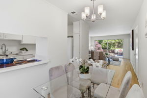 019_F8_112 Linden Ln