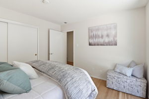 023_F8_112 Linden Ln
