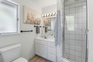 029_F8_112 Linden Ln