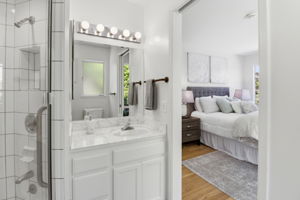 031_F8_112 Linden Ln