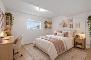  Photo 44