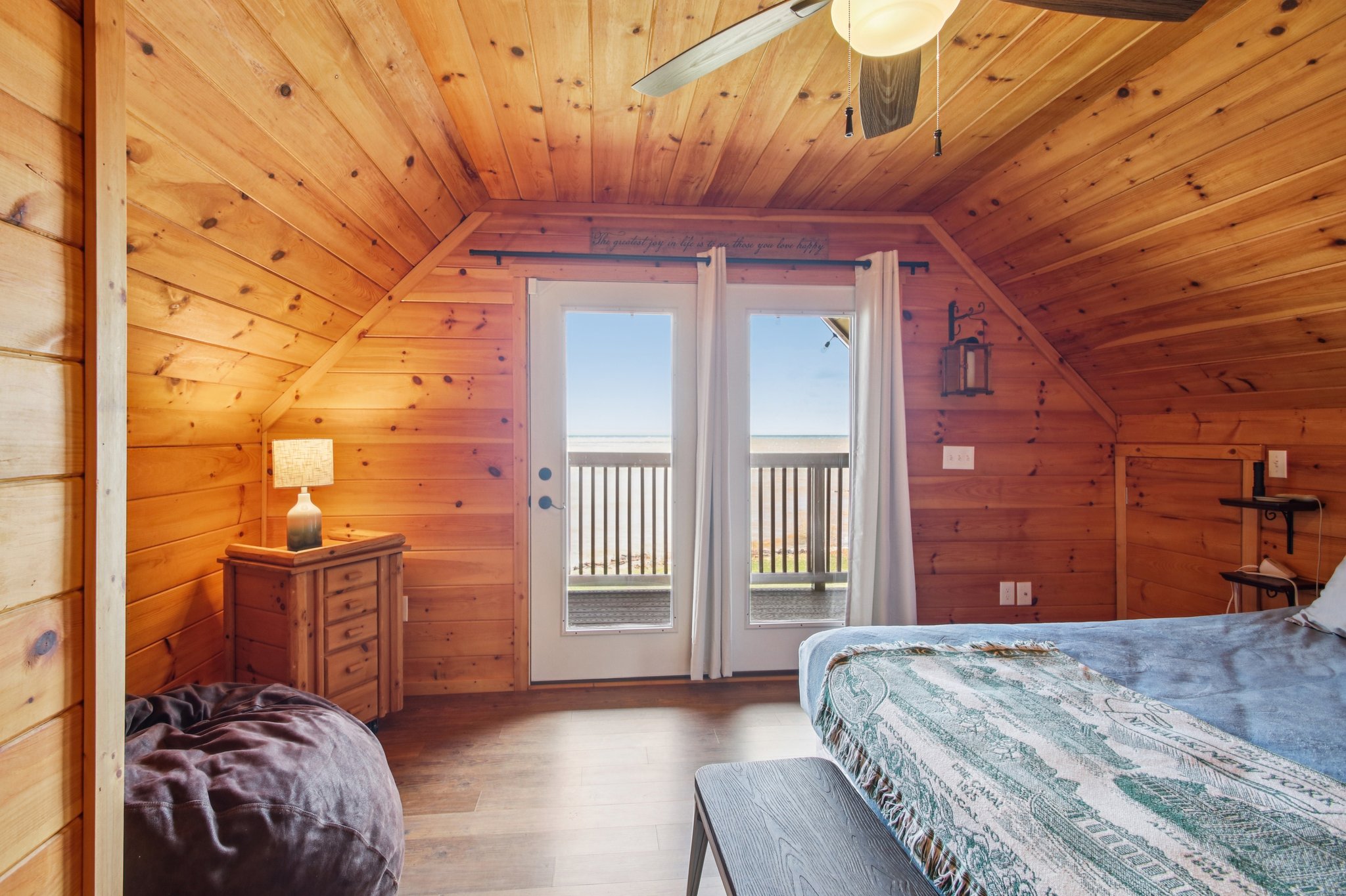 Main St-S0804-028.jpg