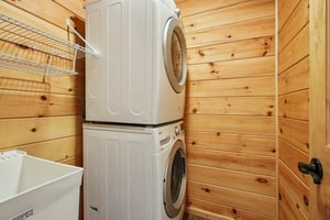 Main St-S0804-021.jpg