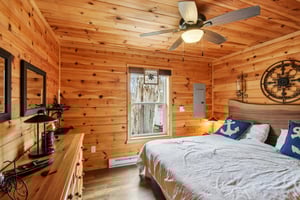 Main St-S0804-024.jpg